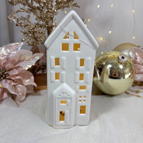 Martha Stewart Porcelain Led Light Up Christmas Holiday Village House New - Picture 1 of 5